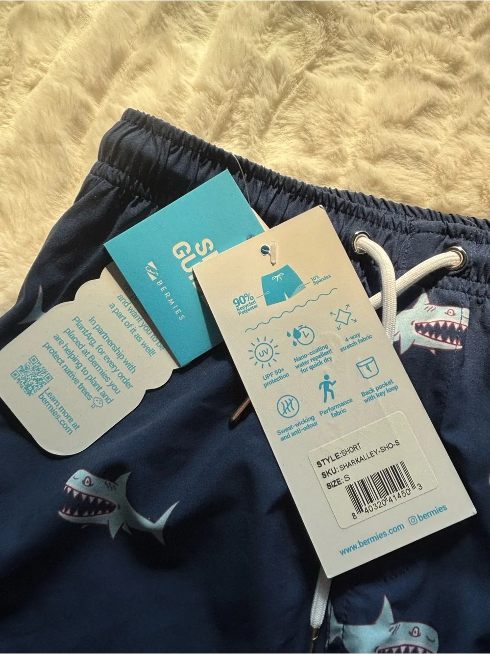 NWT Bermies SHARK ALLEY 4